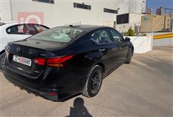 نيسان ألتيما